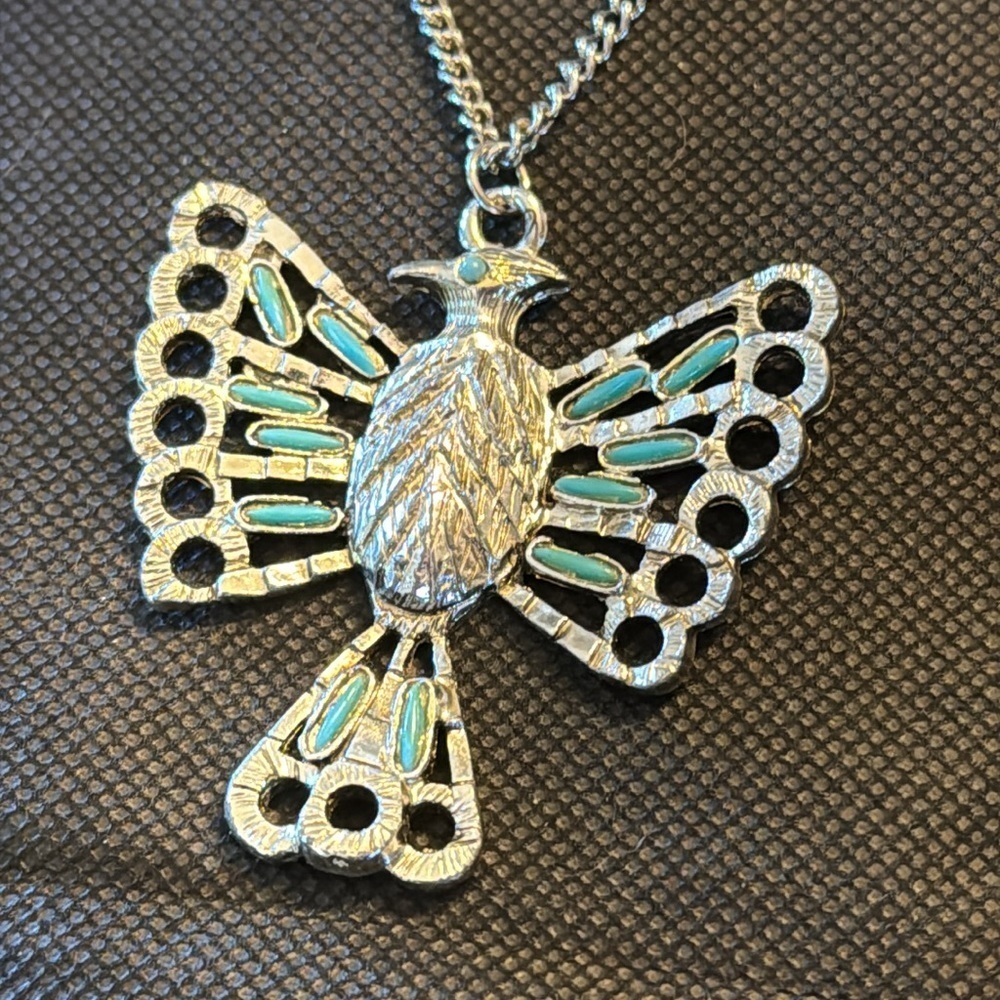 SILVER AND TURQUOISE FAUX NATIVE AMERICAN NECKLACE